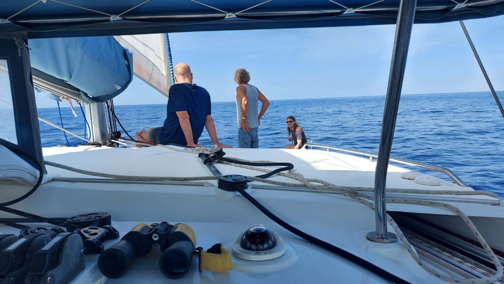 Die türkische Flagge wird nach fast 6 Monaten endgültig eingeholt. Bald wird sie durch die tunesische Gastlandflagge ersetzt.