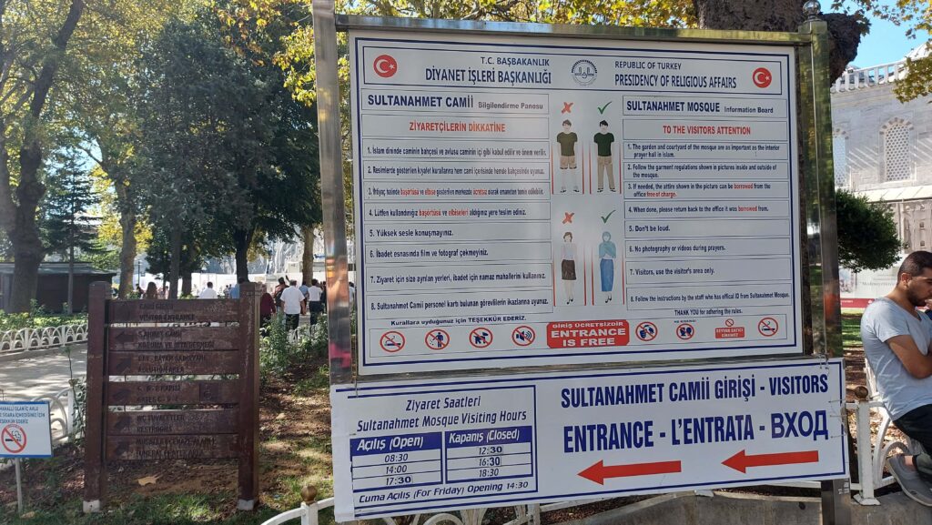 Kleiderordnung religiöse Bereiche Türkei