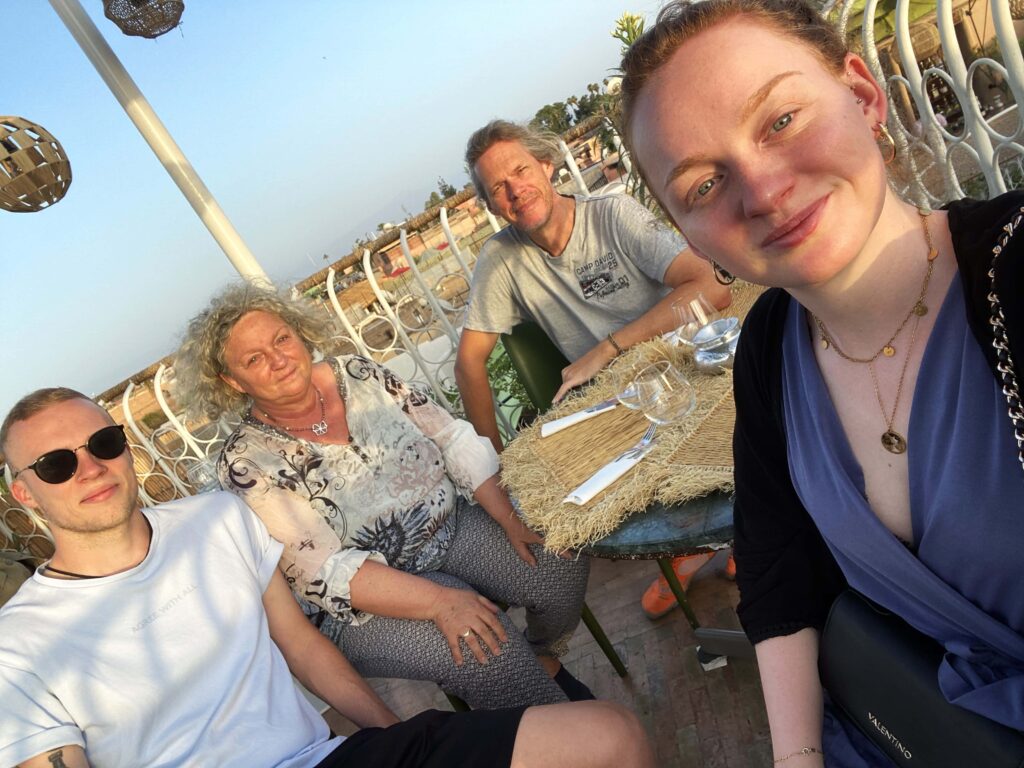 Selfie auf der Dachterrasse in Marrakech