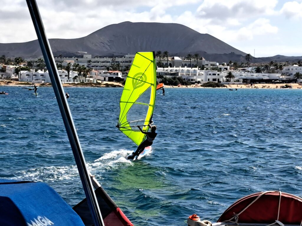 Windsurfer vor Corralejo