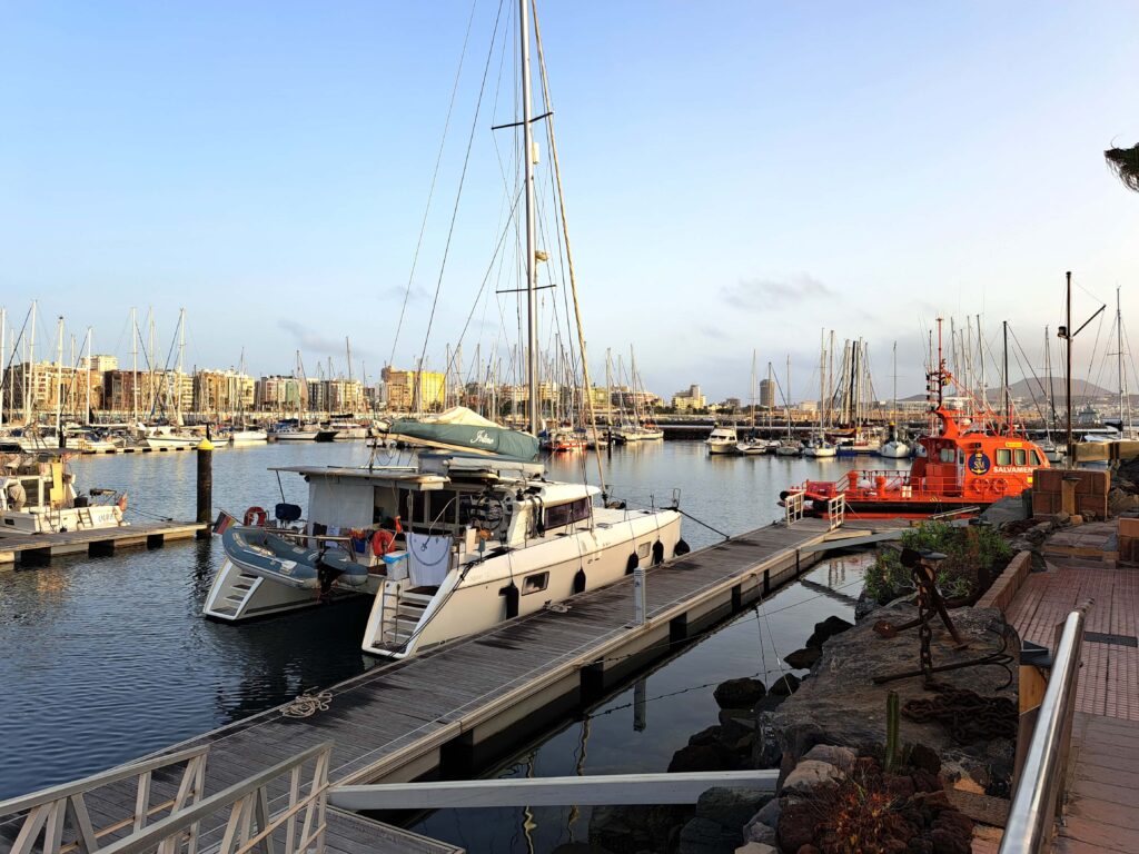 Joline in der Marina von Las Palmas