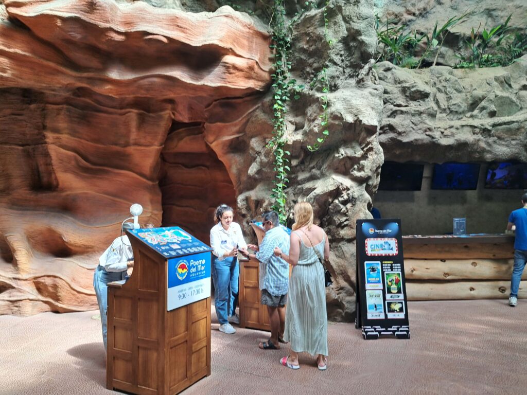 Eingang Poeme del Mar