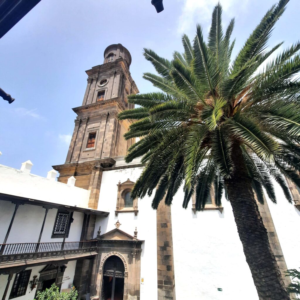 Innenhof Kathedrale Santa Ana