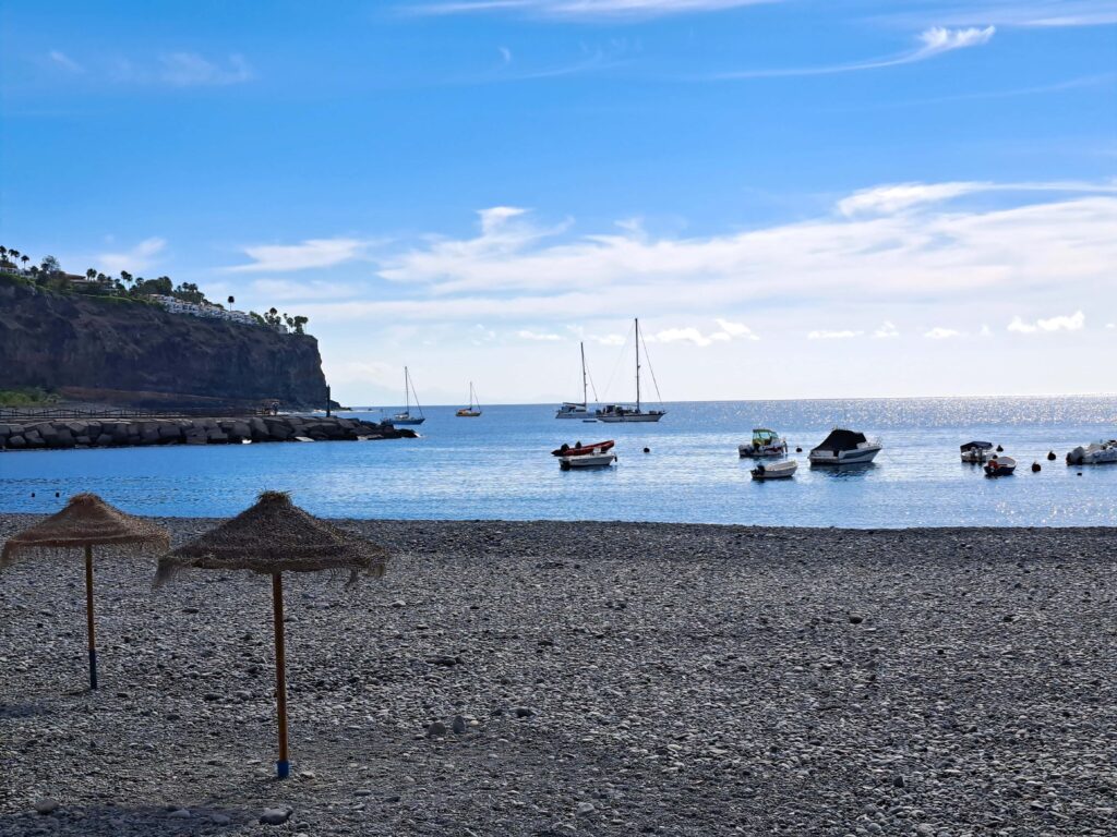 Kiesstrand von Playa de Santiago