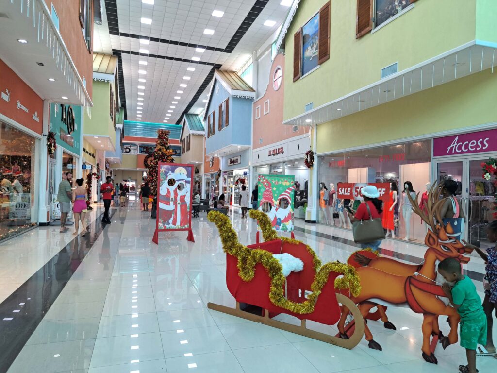 Weihnachtsdeko Einkaufszentrum Rodney Bay