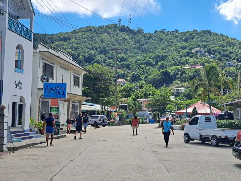 Bequia Einkaufsmeile