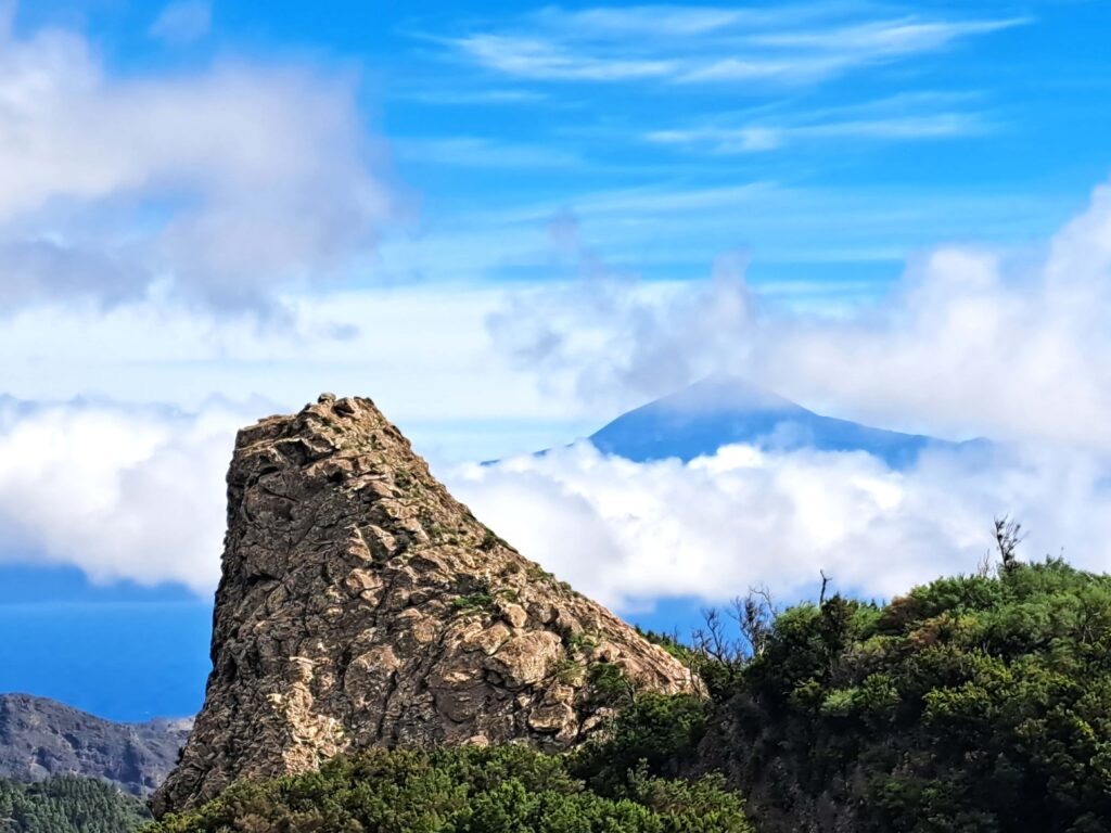 Blick von La Gomera auf den Teide