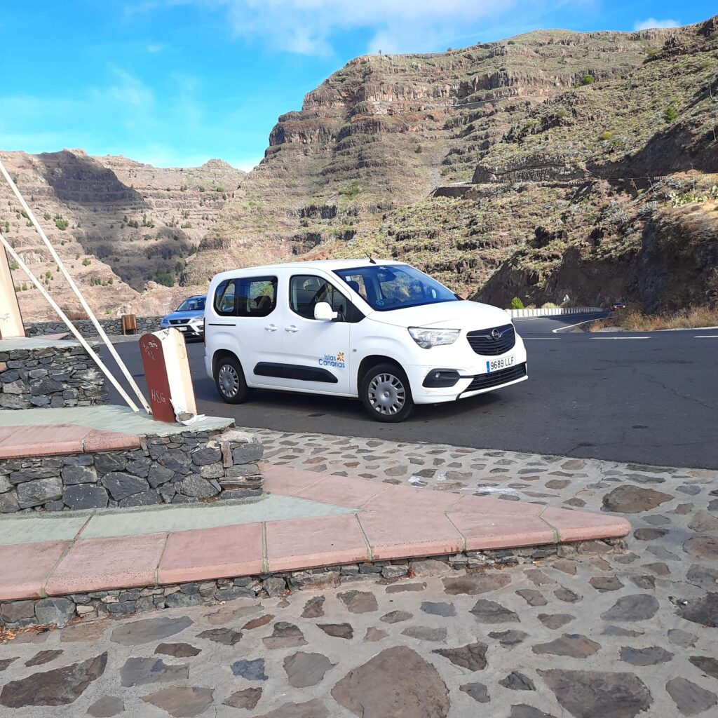 Kleinbus auf La Gomera