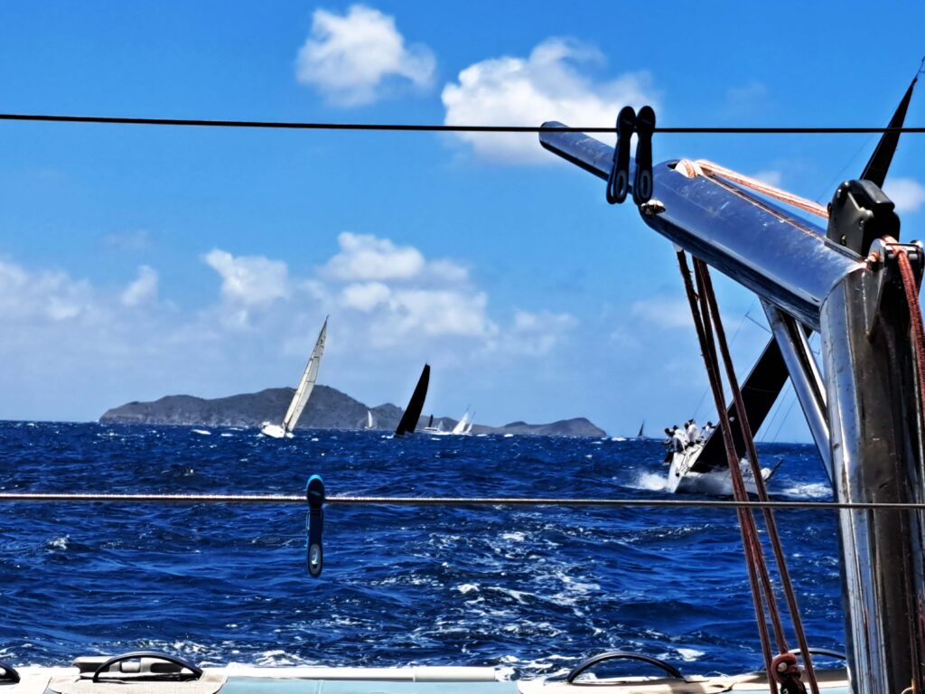 09 Round Tortola Race