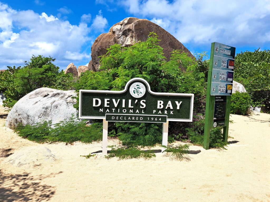 Devils Bay. Wirklich schöner Strand mit kristallklarem Wasser und feinem Sand. Sollte man sich nicht entgehen lassen.