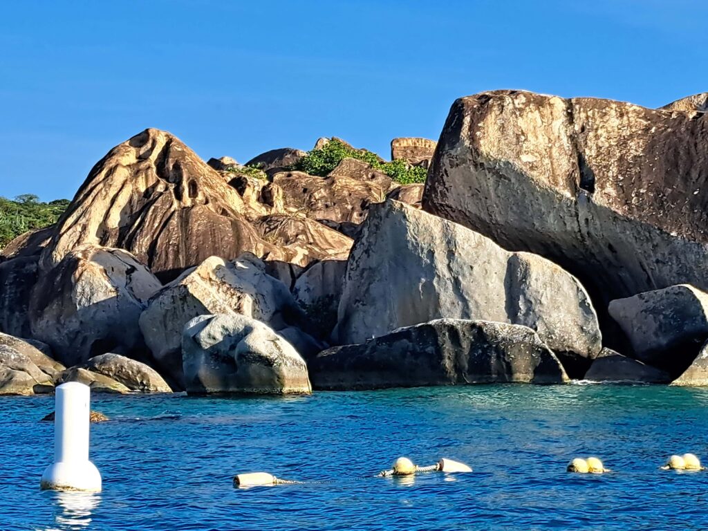 The Bath vom Dinghi aus