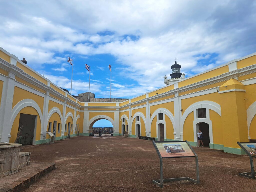 Innenhof Castillo del Moro