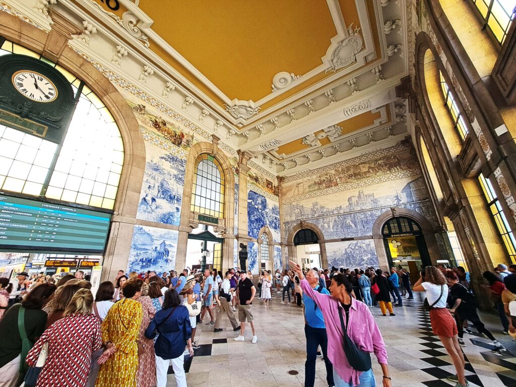 Der Bahnhof Sao Bento