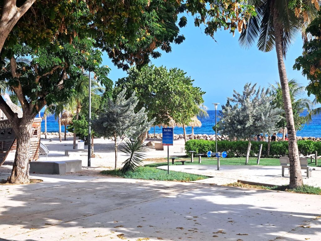 N Strand in Willemstad