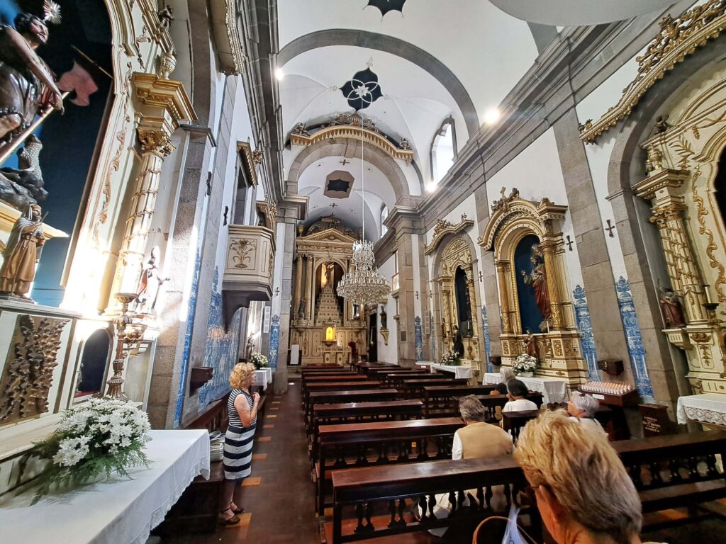 Innenschiff Blaue Kirche