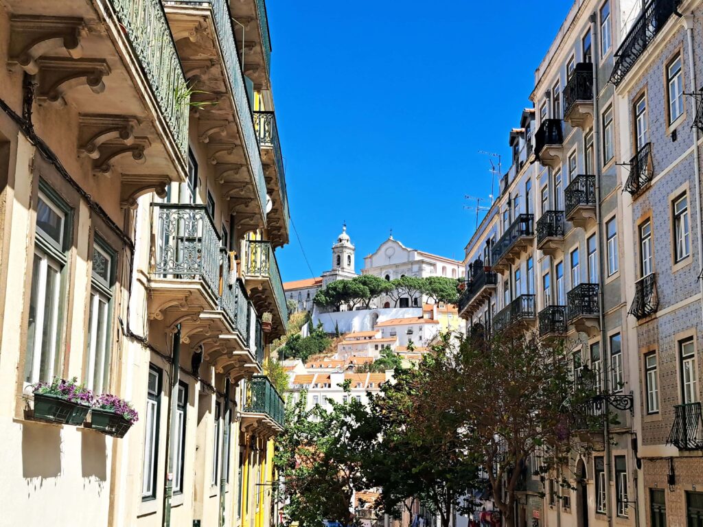 Kirche auf dem Huegel