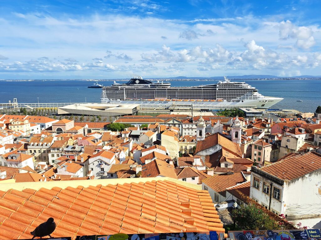 Kreuzfahrtschiff lissabon