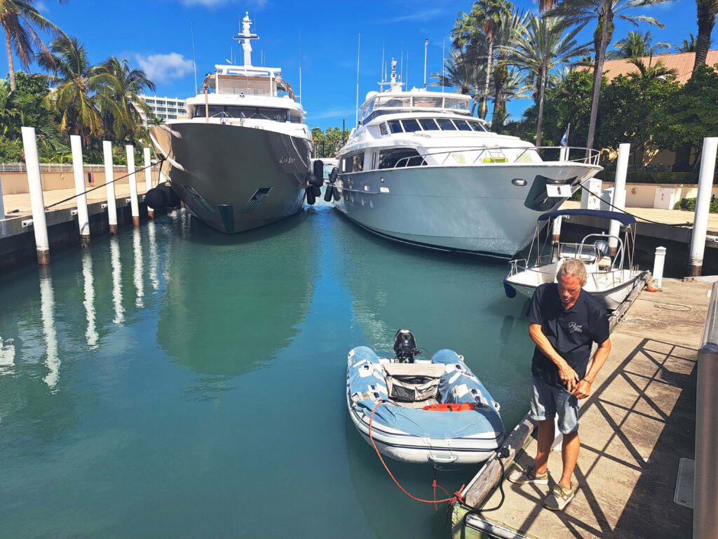 Dinghydock Atlantis Resort Marina 1