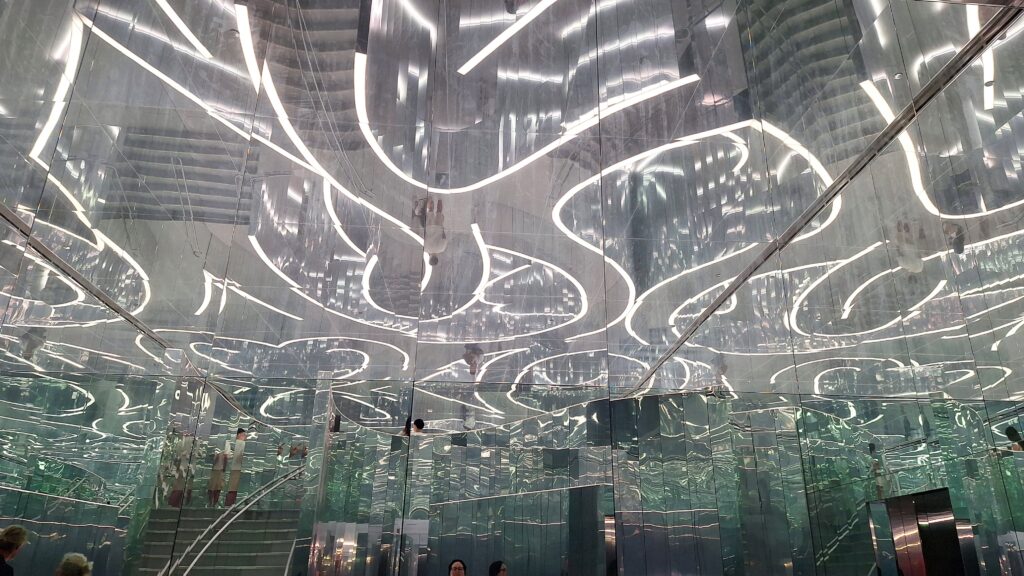 Spiegellabyrinth Decke