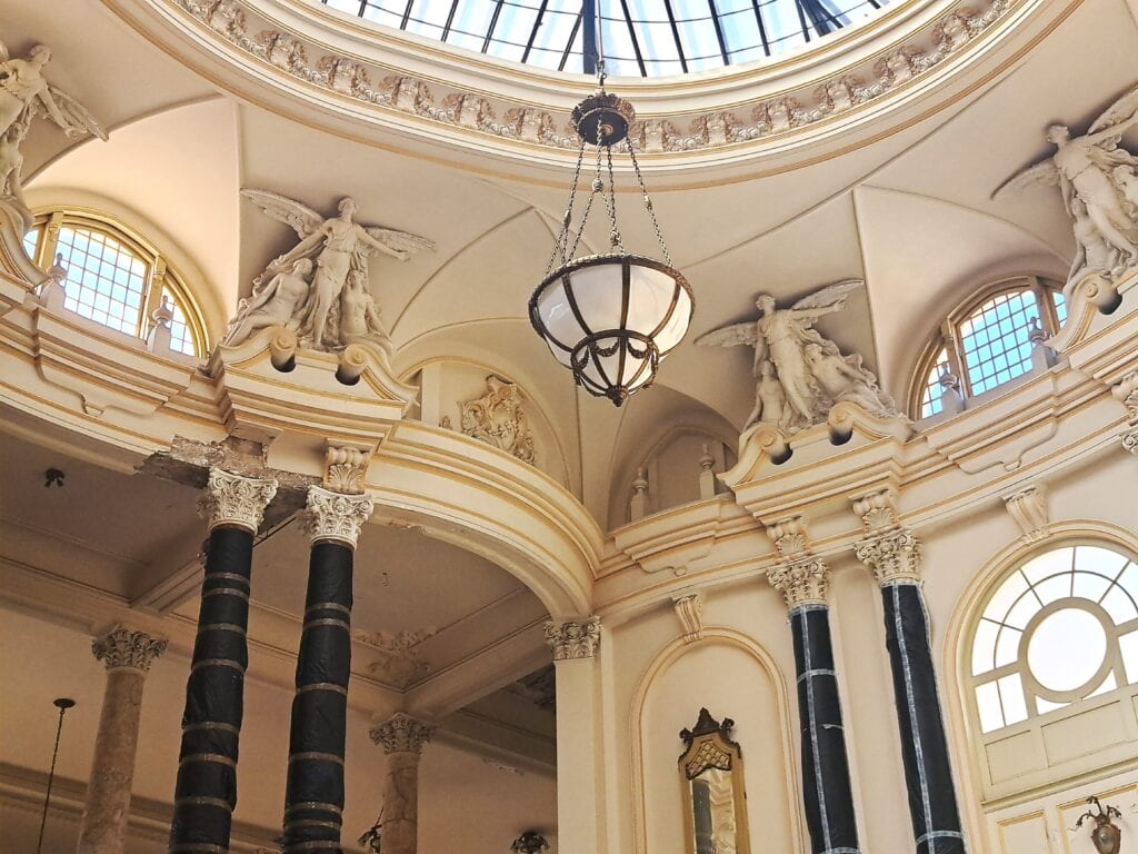 07 Stuckarbeiten und Skulphturen Decke